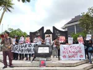 Aliansi Jogja Memanggil dan BEM se-DIY Gelar Demo Tolak Soeharto Jadi Pahlawan Nasional