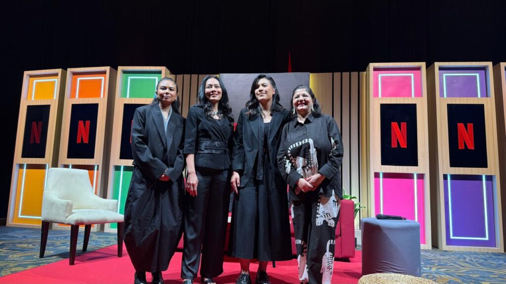 Dalam sesi Future Project Showcase, Netflix mengumumkan rencana adaptasi tiga karya Dee Lestari menjadi serial. Foto: Arif UT/Pandangan Jogja