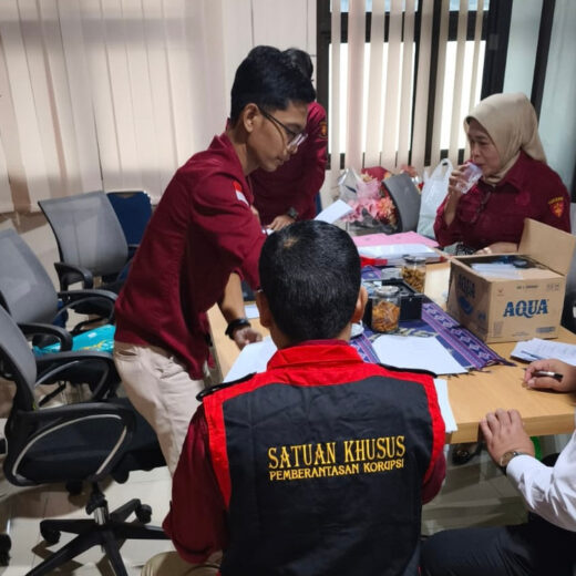 Kejati DIY Geledah Kantor Diskop UKM DIY Terkait Dugaan Korupsi