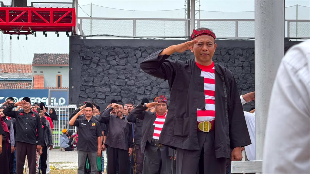 Pertama Kalinya, Keluarga Madura Yogyakarta Upacara HUT RI Bersama-sama