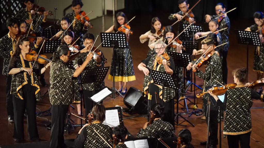 Konser kolaborasi Melbourne Symphony Orchestra (MSO) dan Youth Music Camp di Auditorium Driyarkara Universitas Sanata Dharma (USD) Yogyakarta (11)