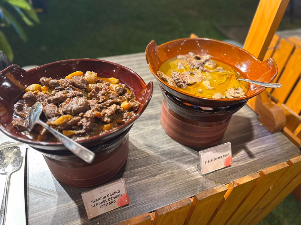 Sejumlah hidangan Nusantara yang disajikan dalam rangkaian menu Djejak Nusantara Doea