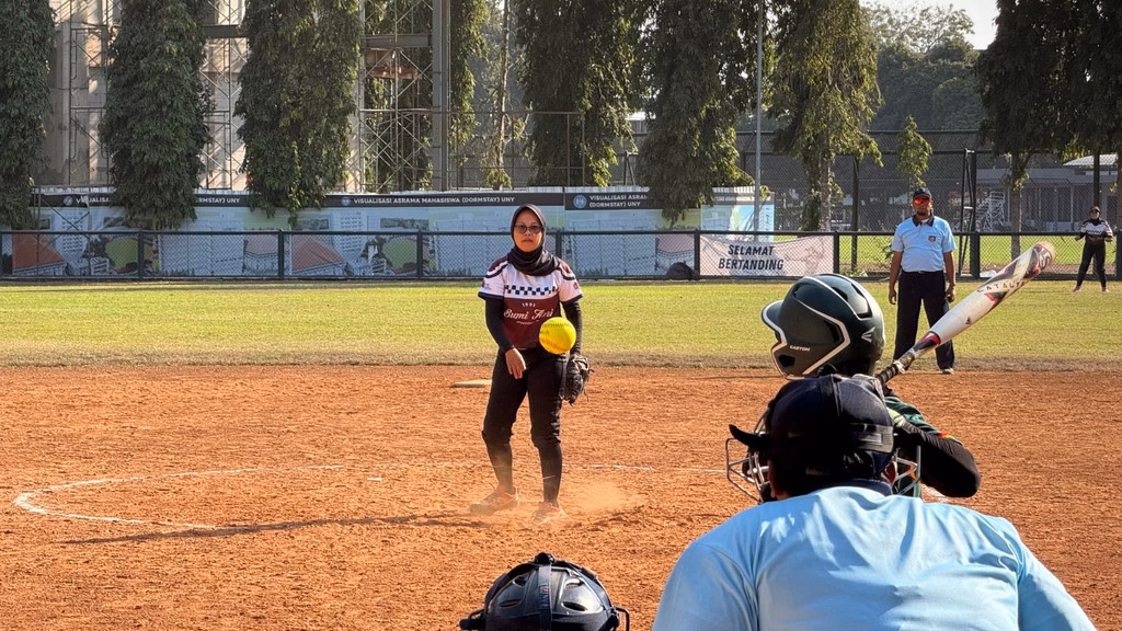 Jogja Women’s Open Tournament Softball 2026 telah berlangsung di Lapangan Softball Universitas Negeri Yogyakarta (UNY)