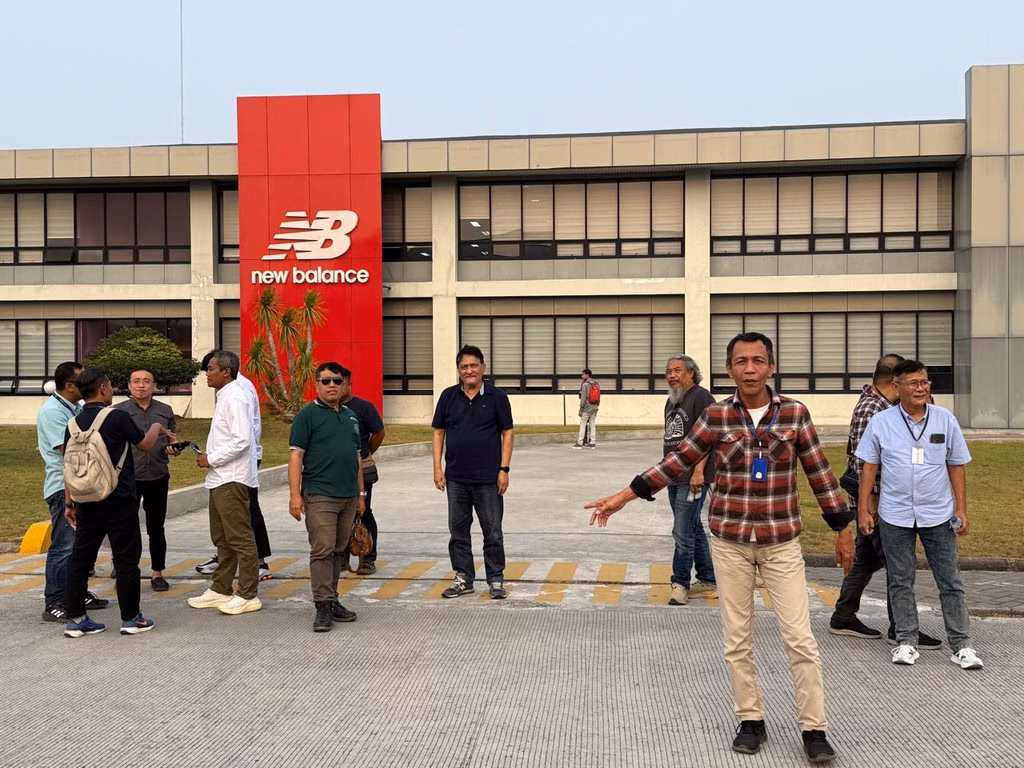KADIN DIY Sambangi Industri Rembang, dari Pabrik New Balance hingga Mebel Ekspor