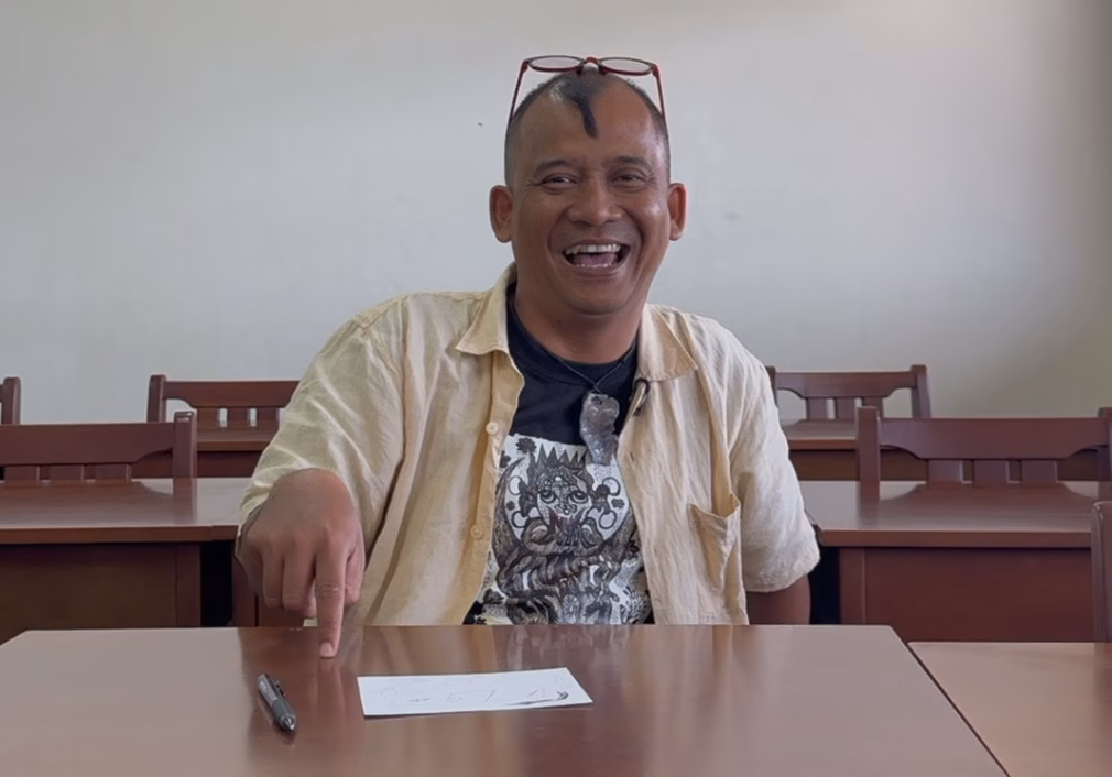Di Usia 45 Tahun, Seniman Jogja Ini Kembali Jadi Mahasiswa S1 di Sanata Dharma