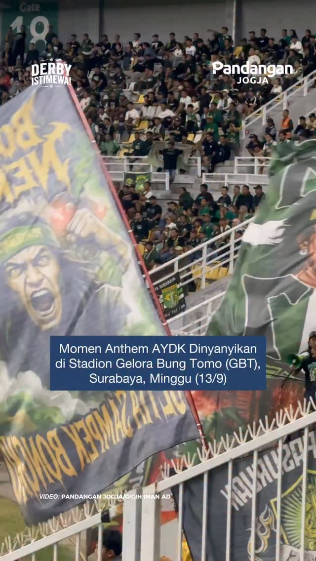 Momen Anthem AYDK Dinyayikan di Stadion Gelora Bung Tomo (GBT), Surabaya, Minggu (13/9)