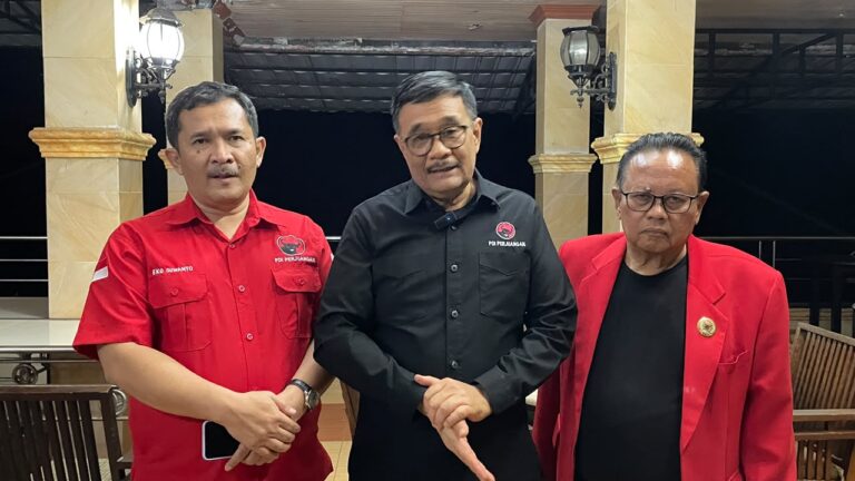 Gembleng Kader PDIP Jogja di Kaliurang, Djarot Saiful Hidayat Sampaikan Pesan Megawati: Politik Adalah Kehidupan