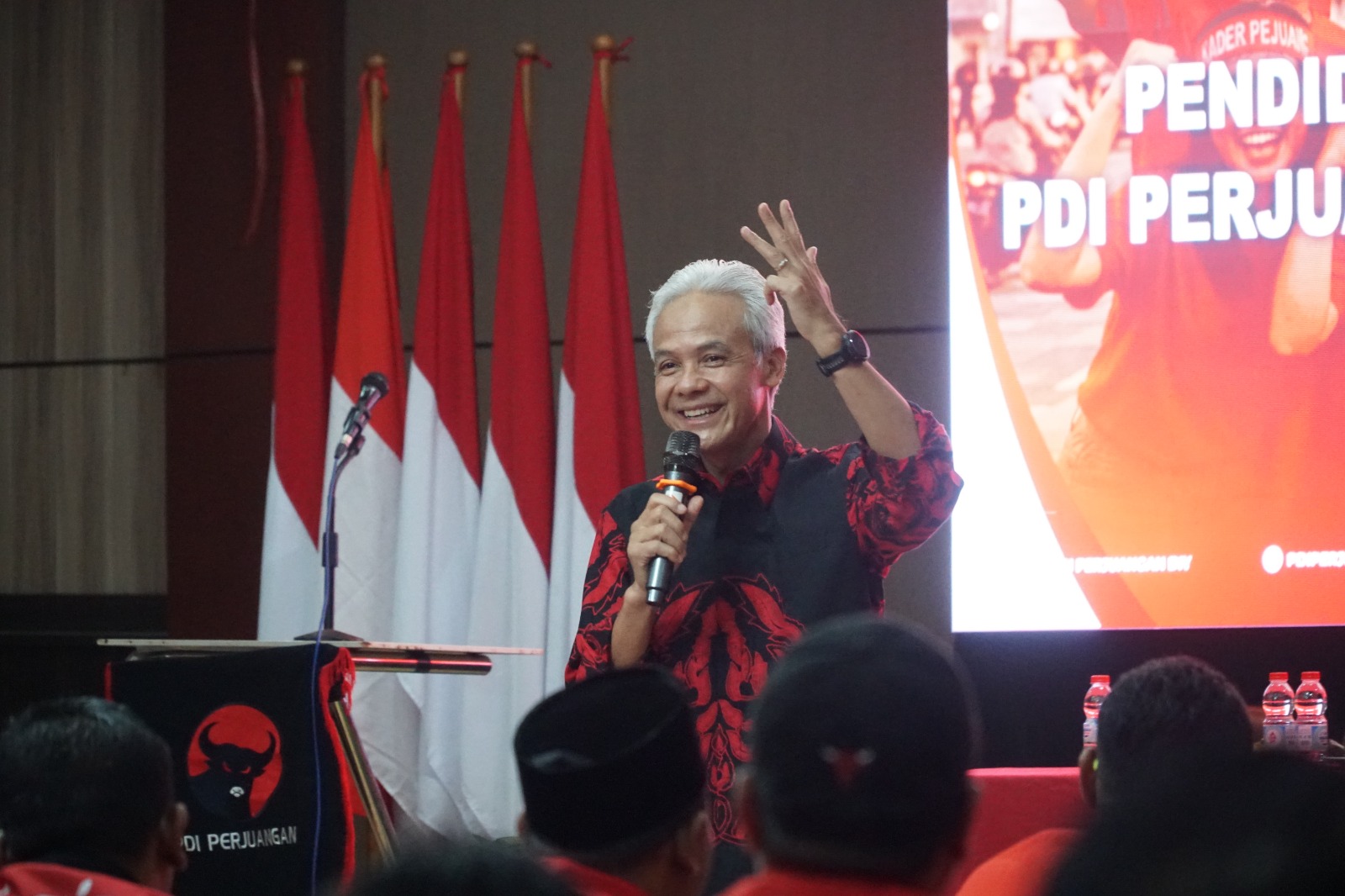 Gembleng Banteng Jogja, Ganjar: PDIP Harus Mendengarkan Suara Gen-Z
